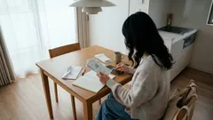 2025年度の年金改定で家計はどう変わる?国民年金・厚生年金を「2階建て」で読み解く