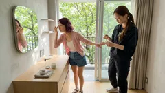 2026年、40代の印象は“整え方”で変わる。ラメ・香り・手元から始める美容アップデート